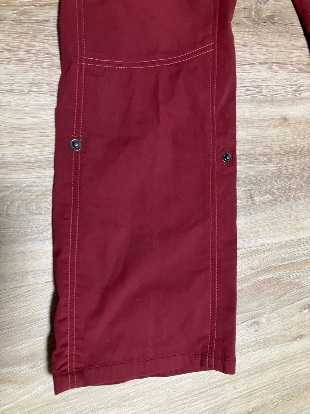 Kühl women’s burgundy size 6 SHORT - Picture 8 of 11